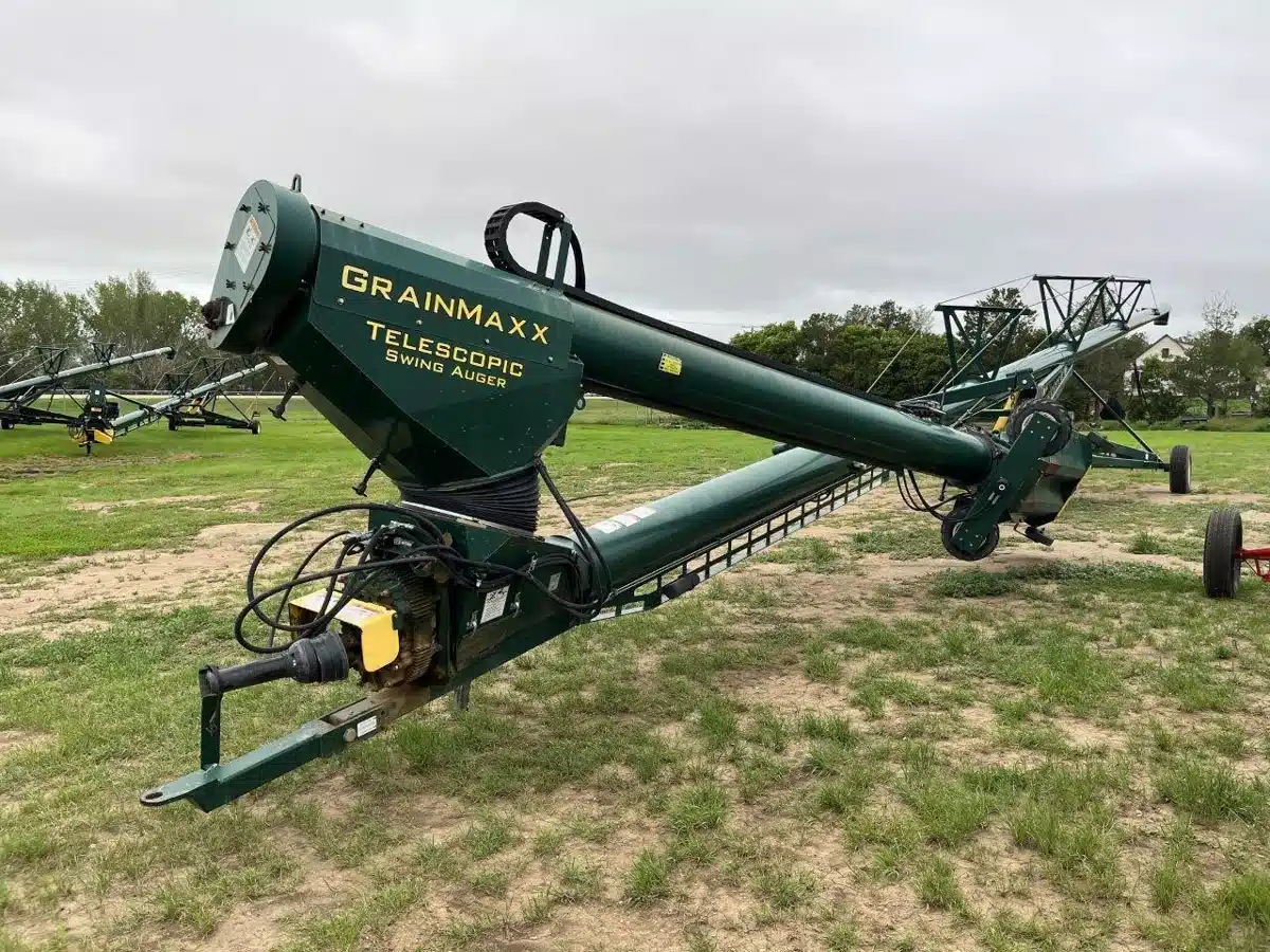 2016 GrainMaxX 7495 Grain Auger