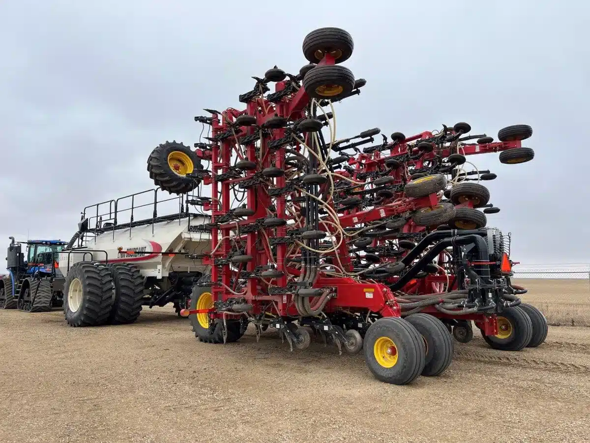 Gallery image 2 for 2019 Bourgault 3320-76 Air Drill