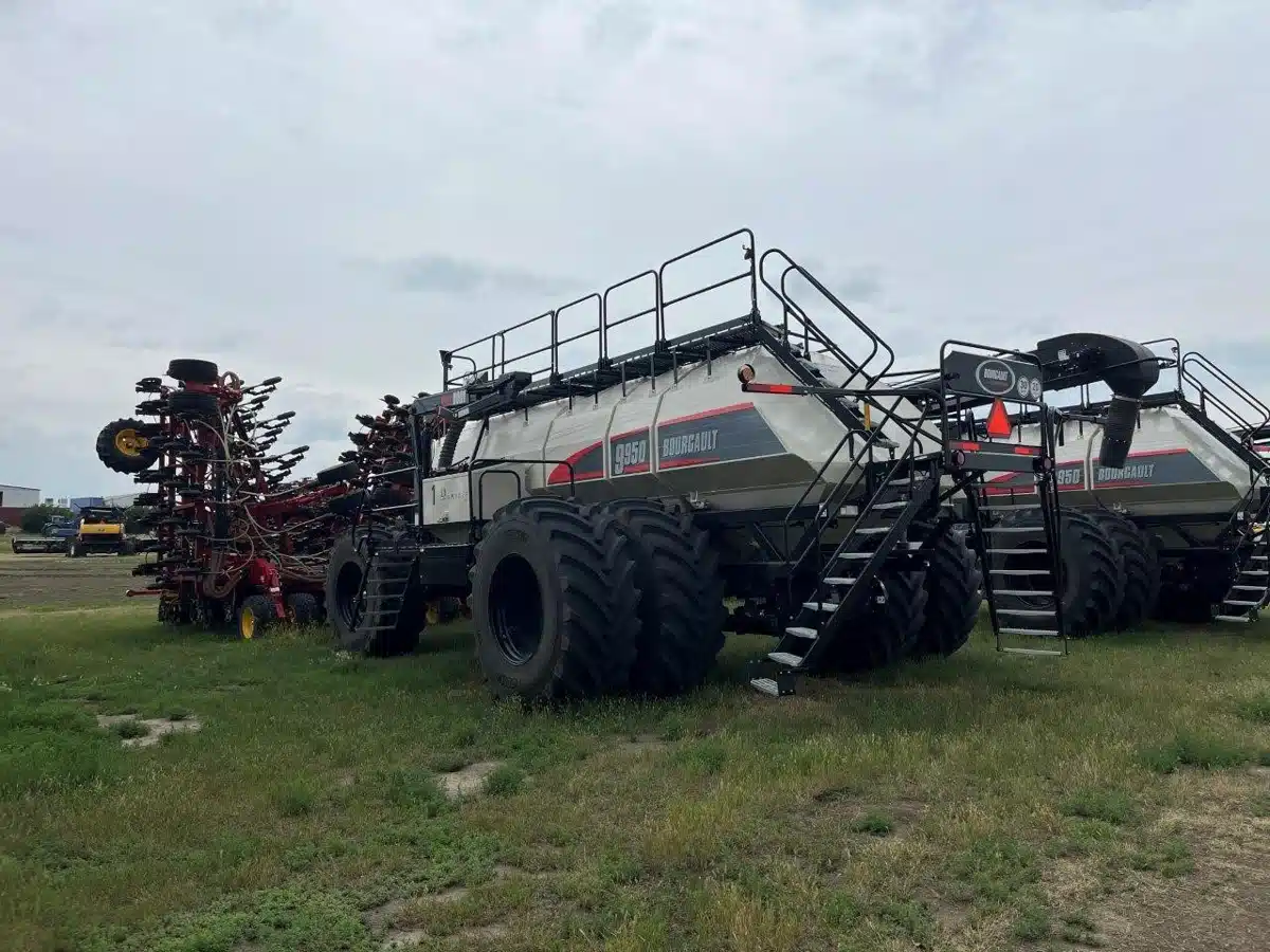 Gallery image 2 for 2025 Bourgault 3335-76 Air Drill