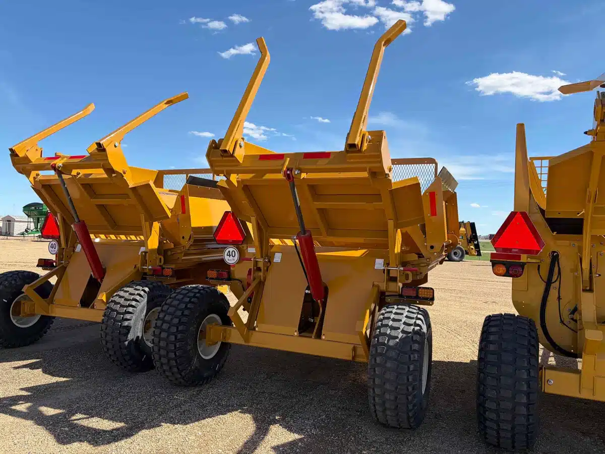 Gallery image 2 for 2026 Haybuster 2660 Bale Processor
