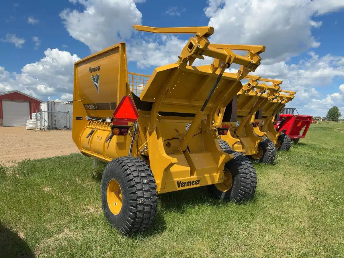 Gallery image 2 for 2026 Vermeer BPX9010 Bale Processor