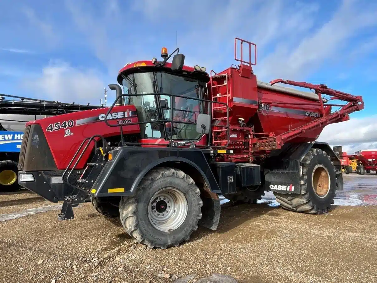 Gallery image 1 for 2017 Case IH TITAN 4540 Floater