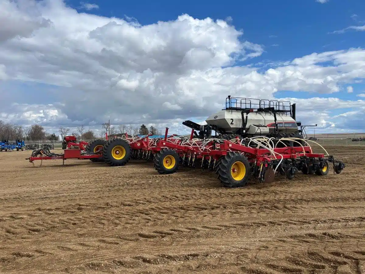 Gallery image 1 for 2022 Bourgault 3330-86 Air Drill