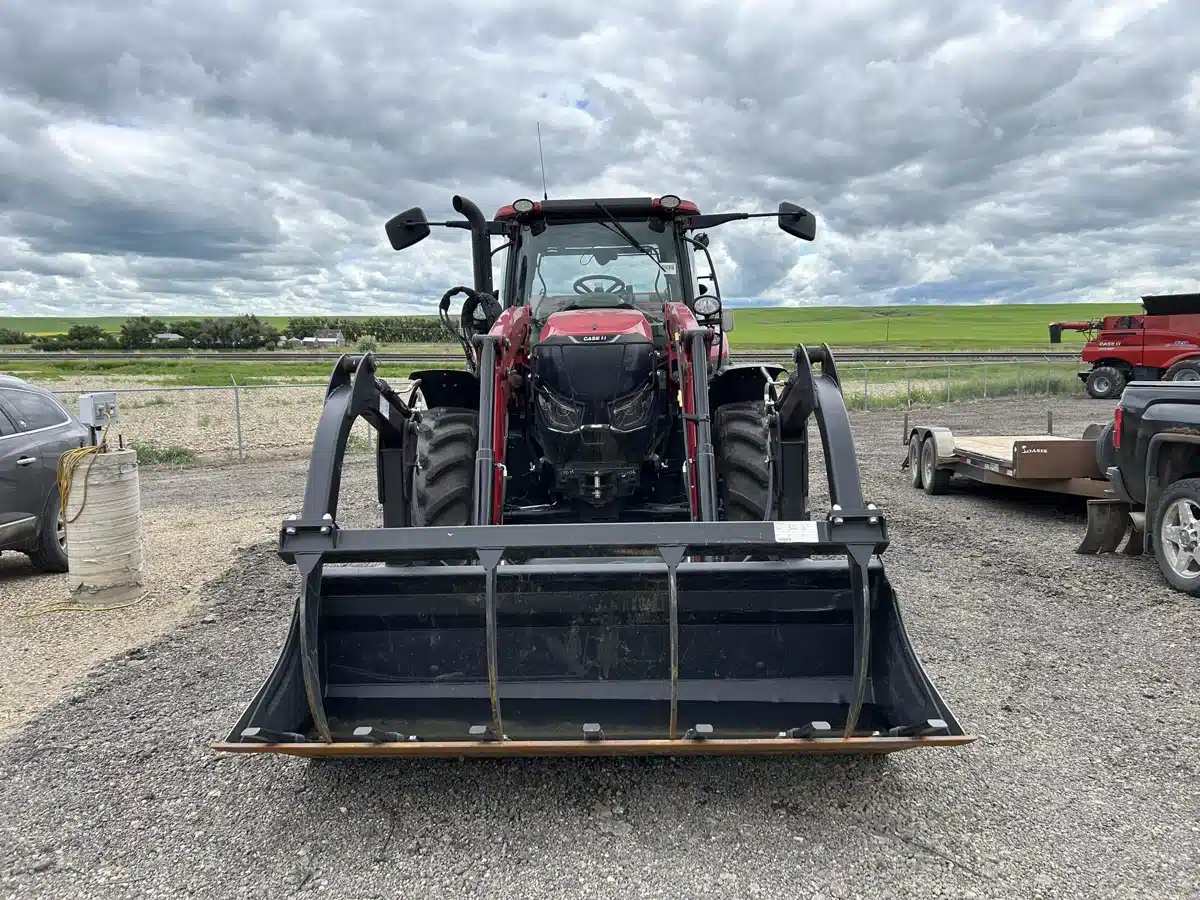 Gallery image 2 for 2025 Case IH MAXXUM 150 Tractor
