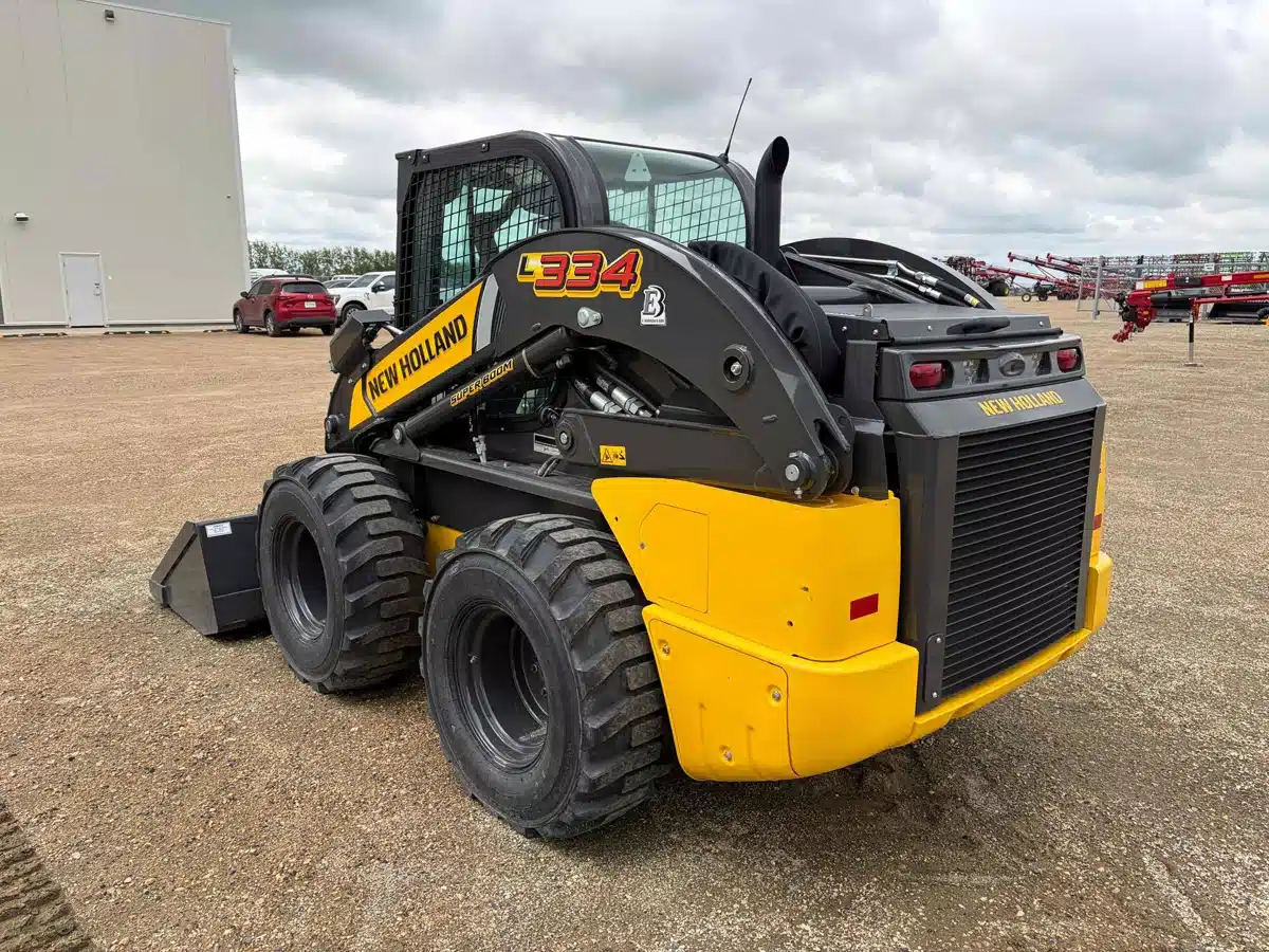 Gallery image 2 for 2025 New Holland Construction L334 Skid Steer