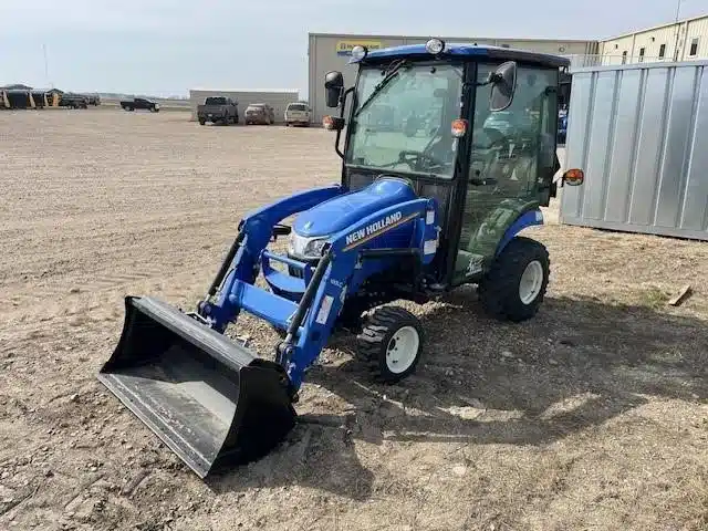 Photo de la Galerie 1 pour 2023 New Holland WORKMASTER 25S Tracteur