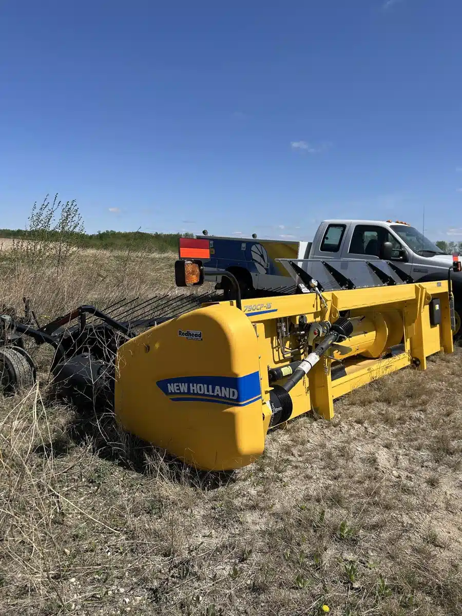 Photo de la Galerie 2 pour 2024 New Holland 790CP Nez - Ramasseur
