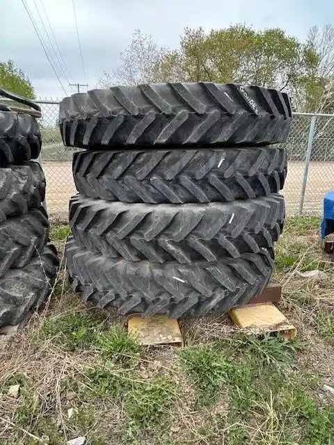 Photo de la Galerie 2 pour 2020 Michelin 380/90R50 Pneus