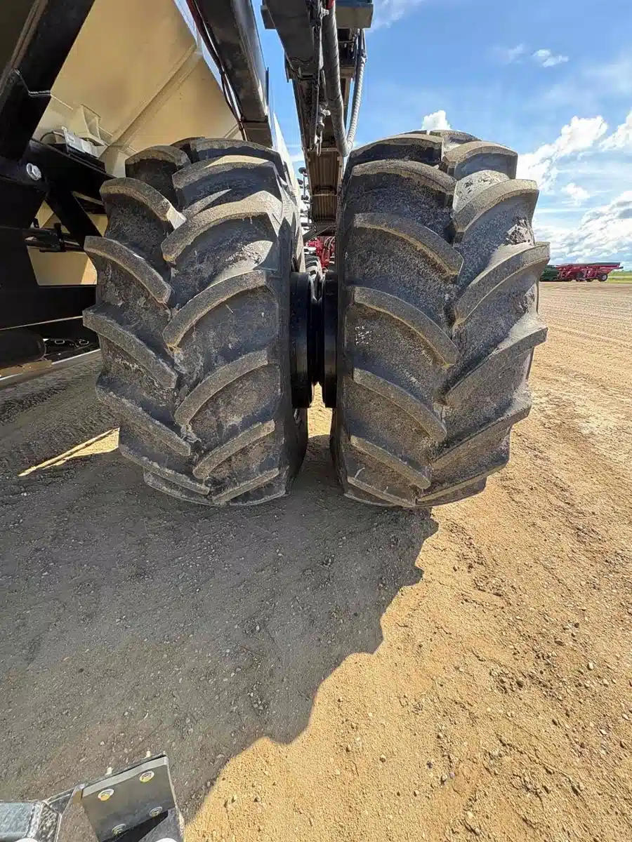 Photo de la Galerie 2 pour 2026 Bourgault 91300 Remorque pneumatique