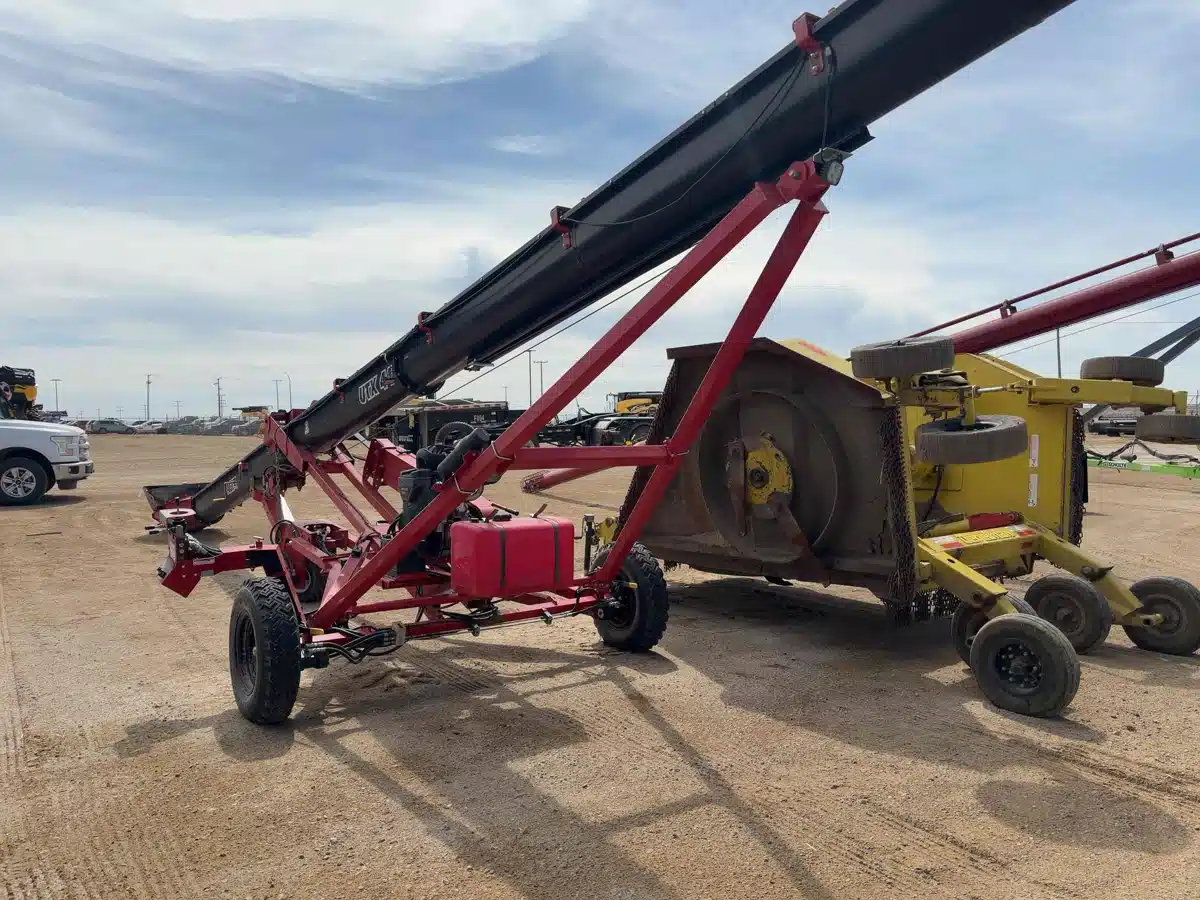 Gallery image 2 for 2022 AGI UTX44 Grain Auger