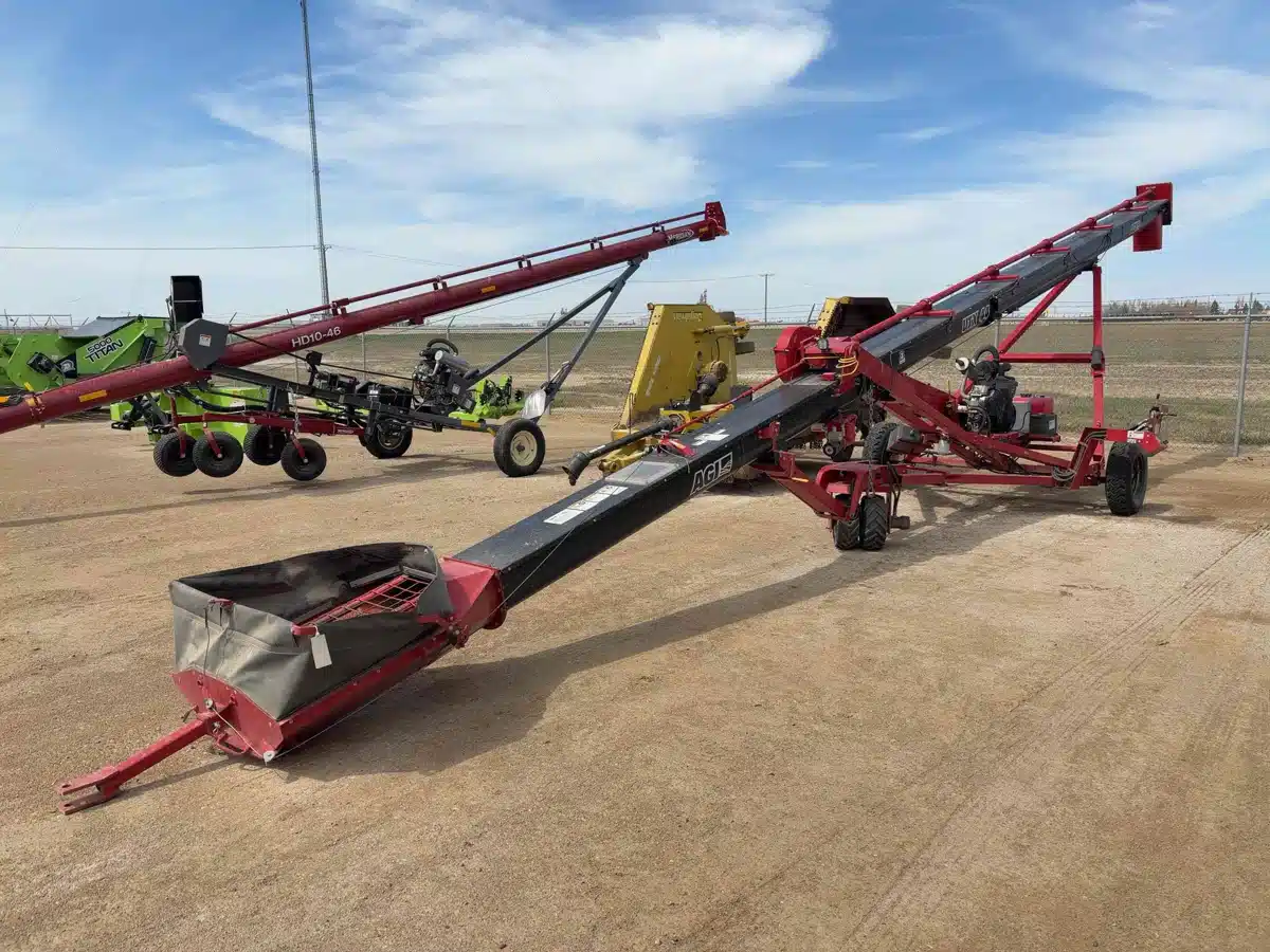 Gallery image 1 for 2022 AGI UTX44 Grain Auger