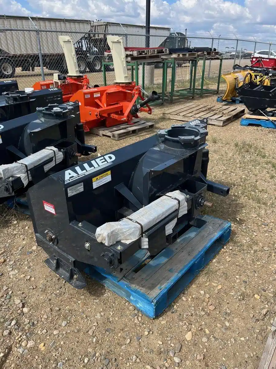 Gallery image 1 for 2024 Buhler Farm King YC6010-4 Snow Blower