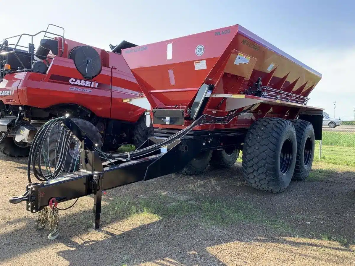 Photo de la Galerie 1 pour 2022 New Leader NL600 Applicateur