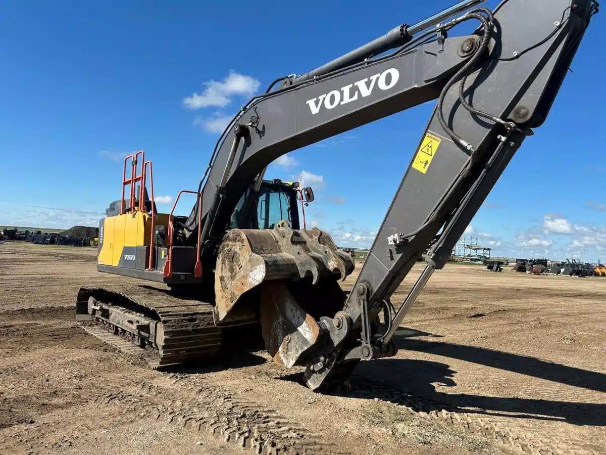 Photo de la Galerie 2 pour 2022 Volvo EC200EL Excavatrice