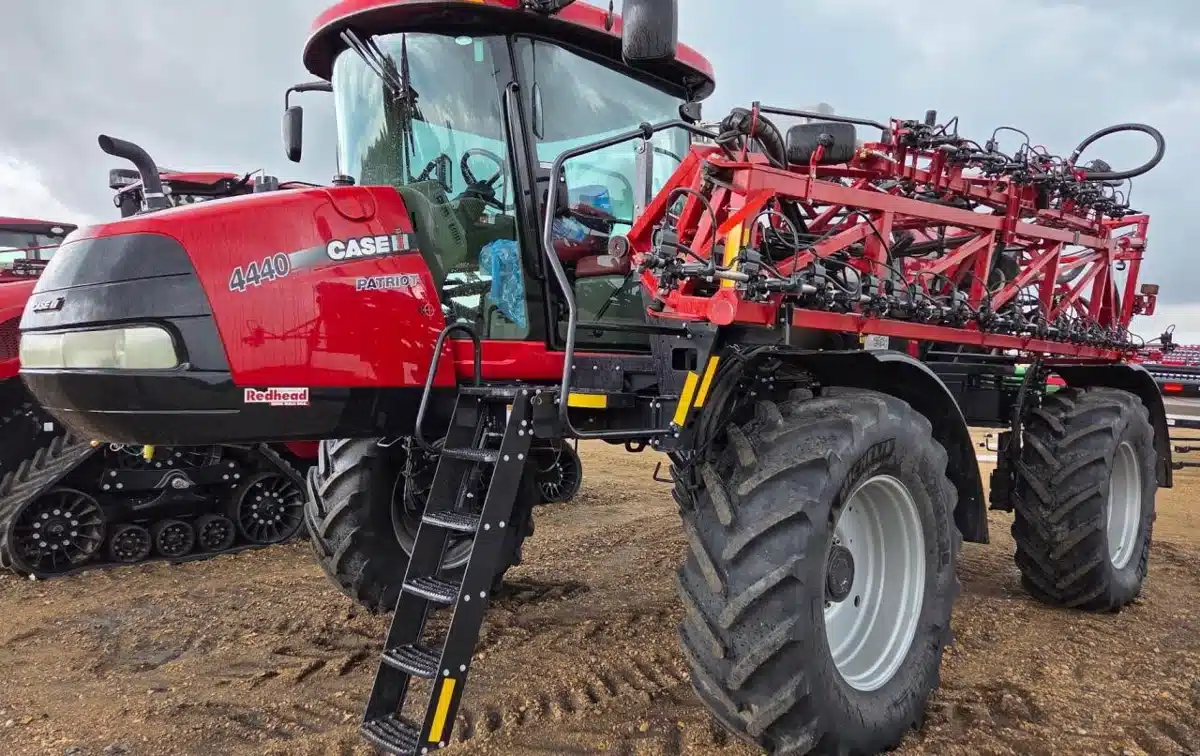 Gallery image 1 for 2018 Case IH PATRIOT 4440 Sprayer - Self Propelled
