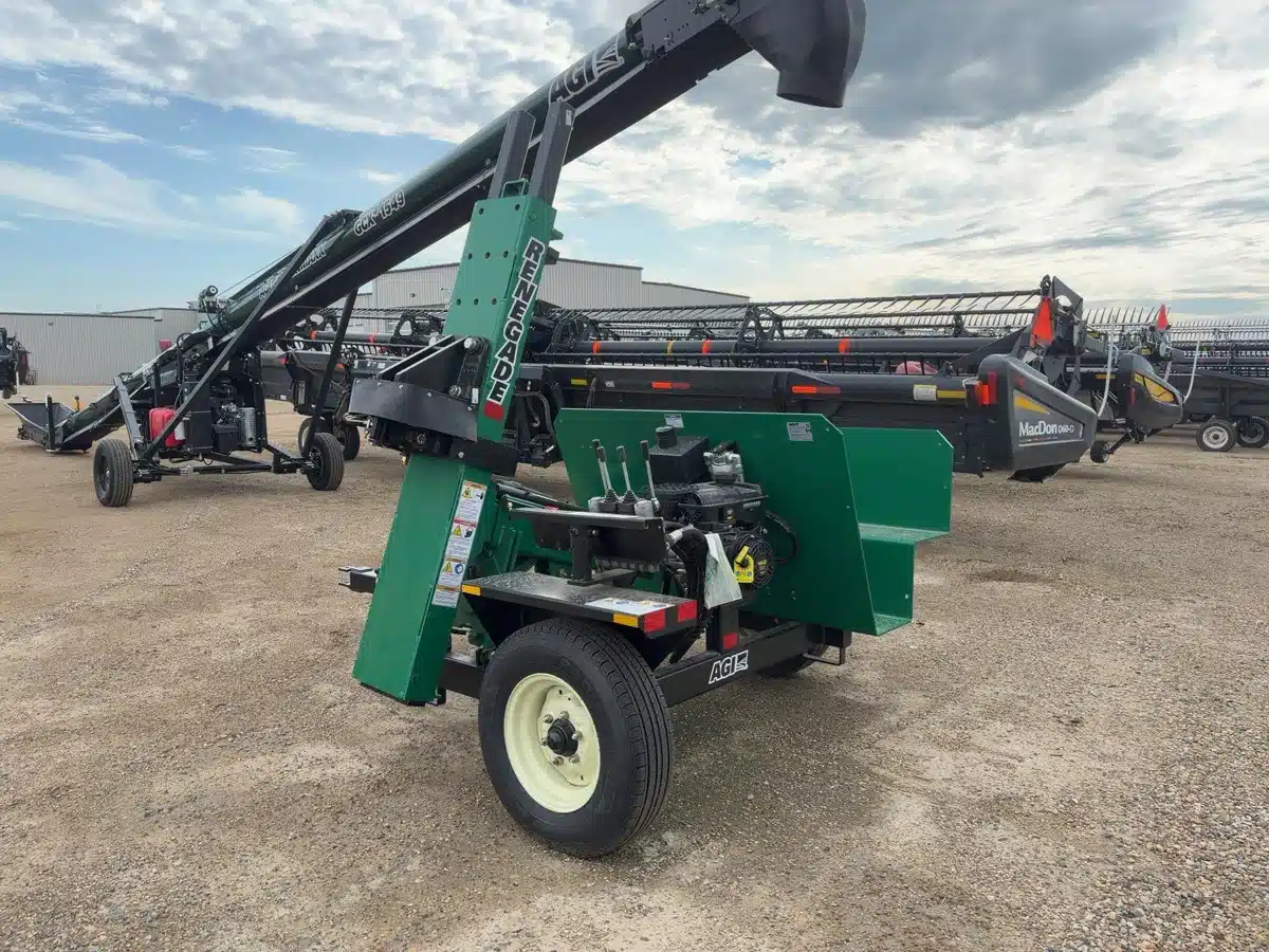 Gallery image 2 for 2026 RENEGADE Attachment