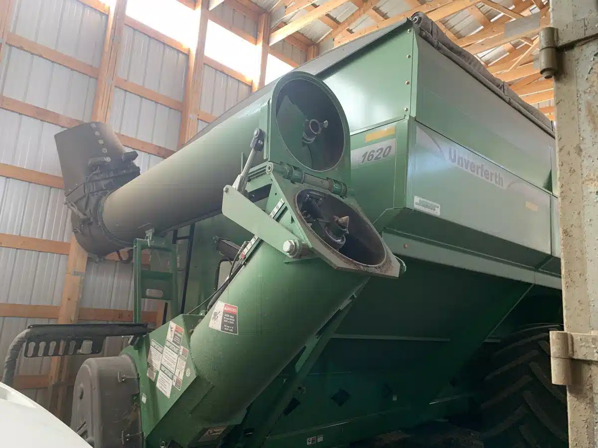 Gallery image 1 for 2020 Unverferth 1620 Grain Cart