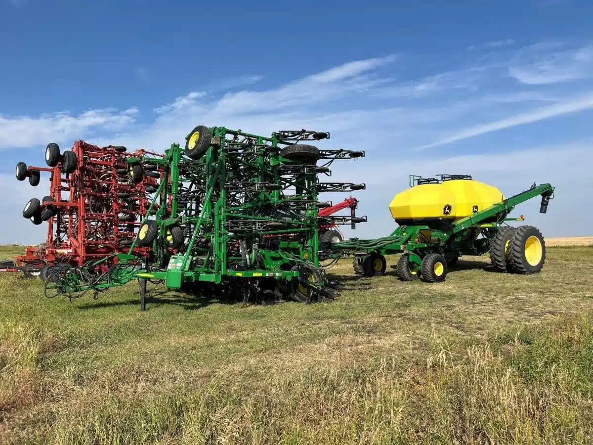 Photo de la Galerie 1 pour 2012 John Deere 1870 Semoir à air