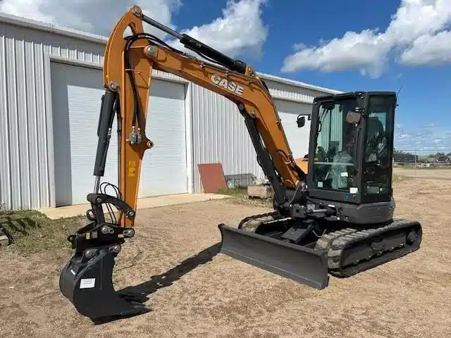Photo de la Galerie 1 pour 2025 Case CX60D Excavatrice