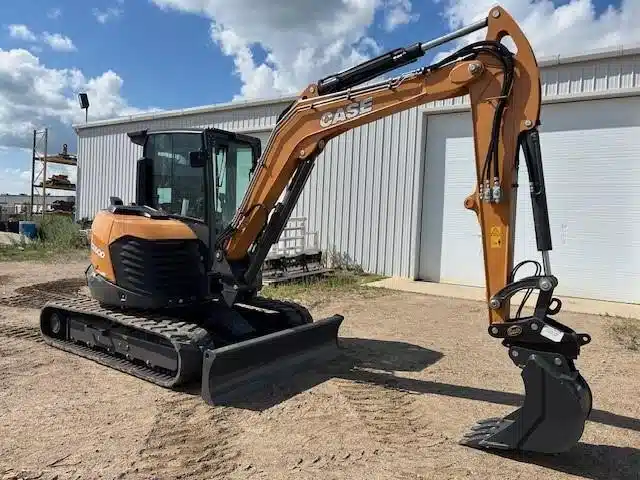 Photo de la Galerie 2 pour 2025 Case CX60D Excavatrice