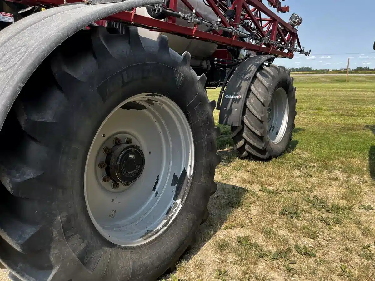 Gallery image 1 for 2010 Case IH SPX4420 Sprayer - Self Propelled