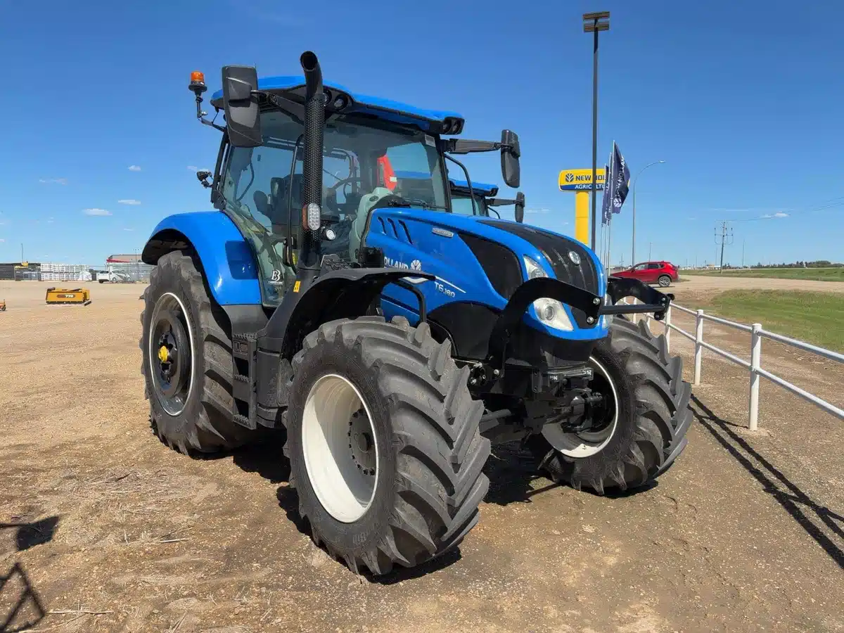 Photo de la Galerie 1 pour 2026 New Holland T6.180 Tracteur