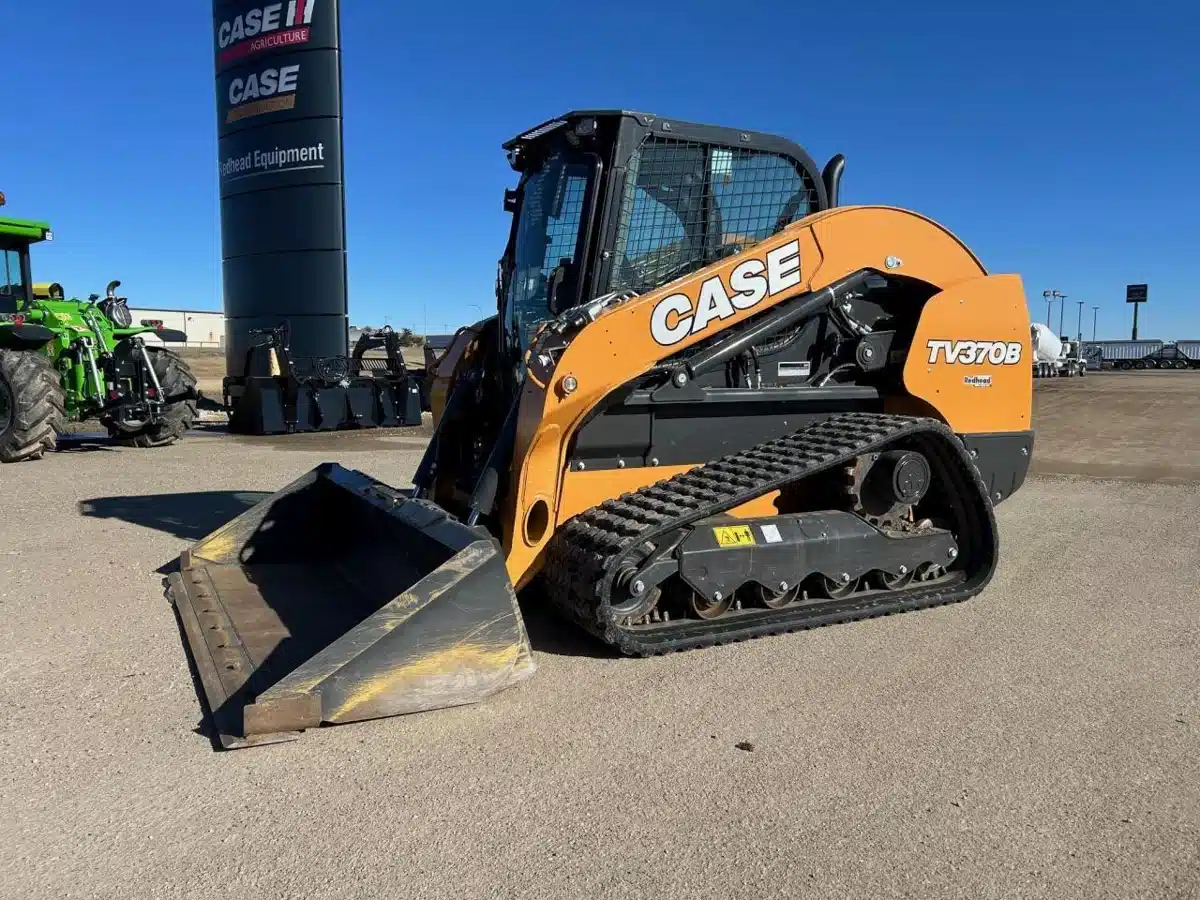 Gallery image 2 for 2024 Case TV370B Skid Steer