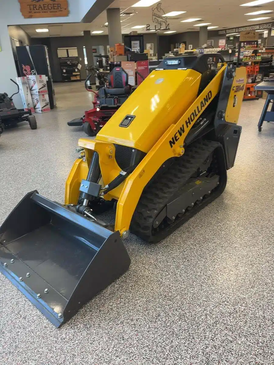 Gallery image 1 for 2025 New Holland Construction C314 Skid Steer