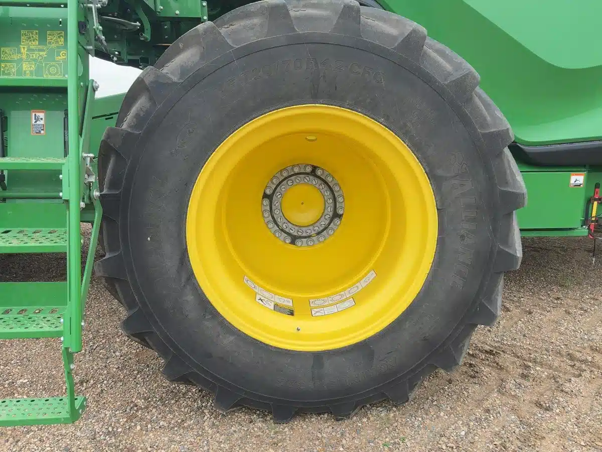 Photo de la Galerie 2 pour 2023 John Deere X9 1100 Batteuse