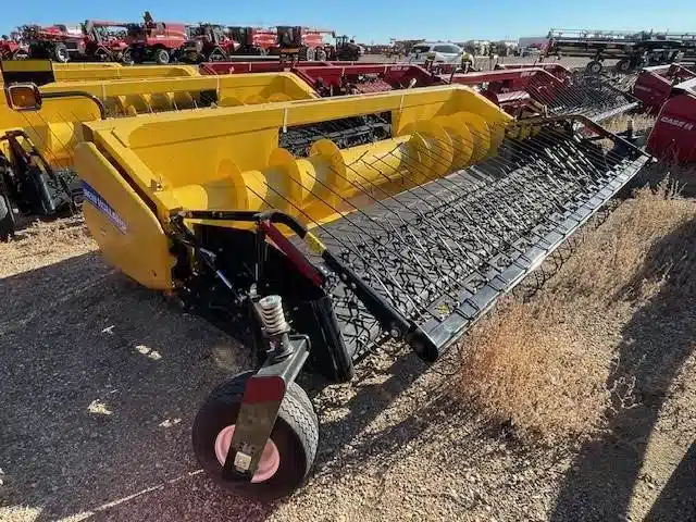 Gallery image 1 for 2023 New Holland 790CP Header - Pickup