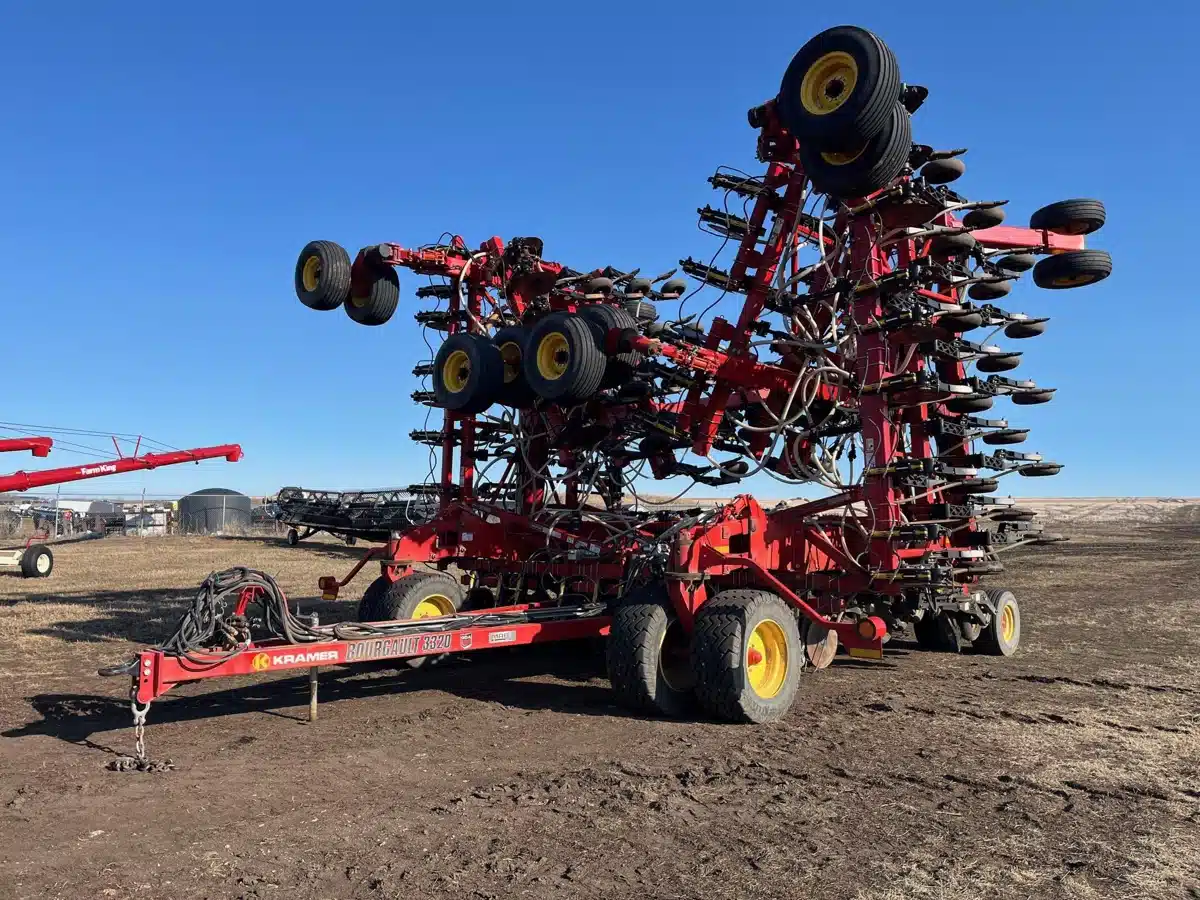 Gallery image 1 for 2013 Bourgault 3320-66 Air Drill