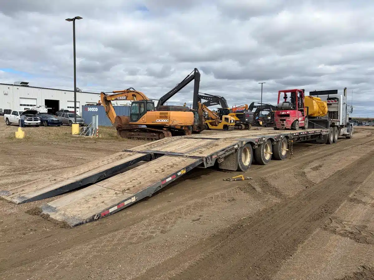 Photo de la Galerie 2 pour 2020 BWS Trailers 53ET3XP Remorque surbaissée