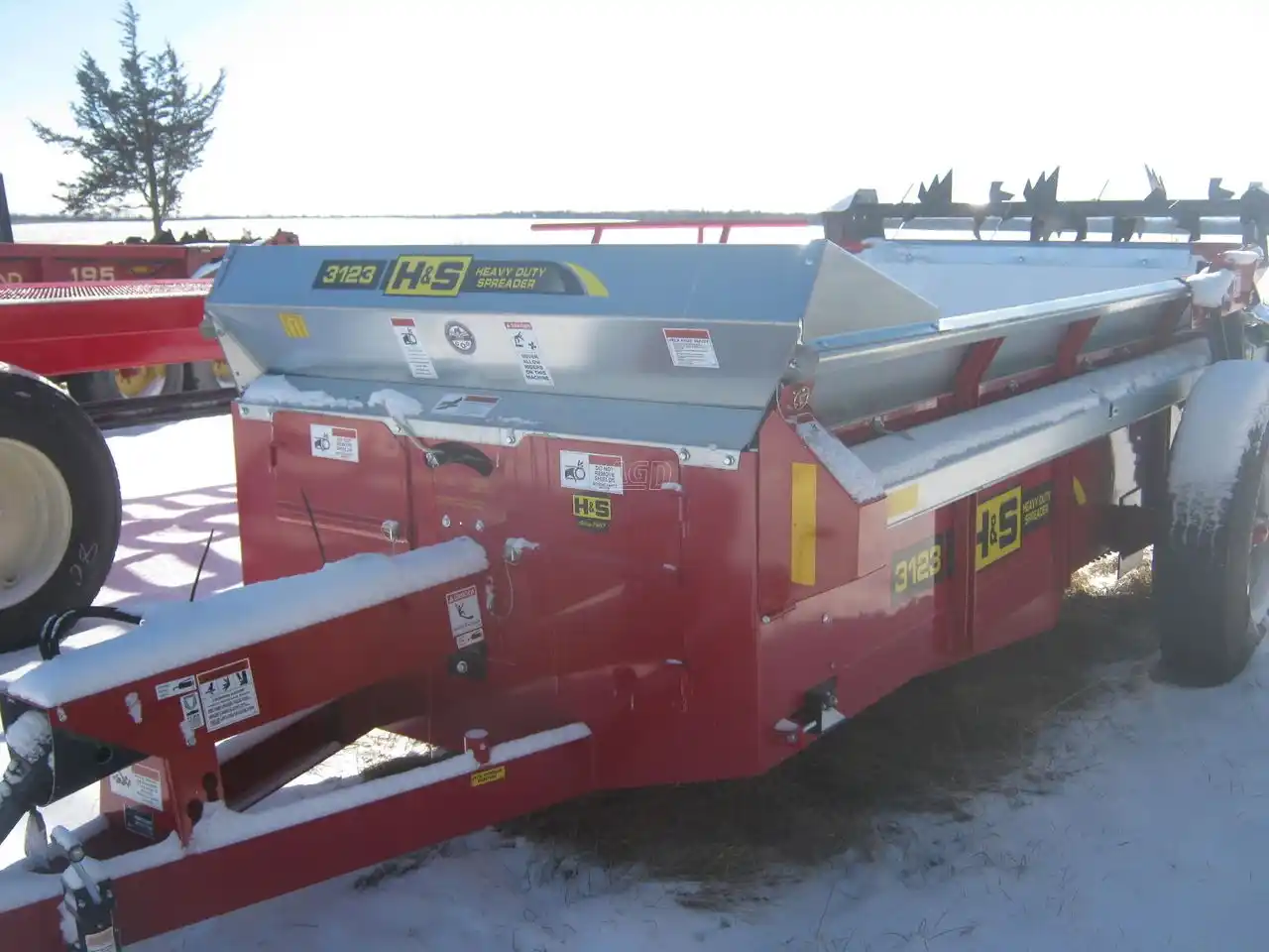 Gallery image 1 for New 2024 H&S 3123 Manure Spreader