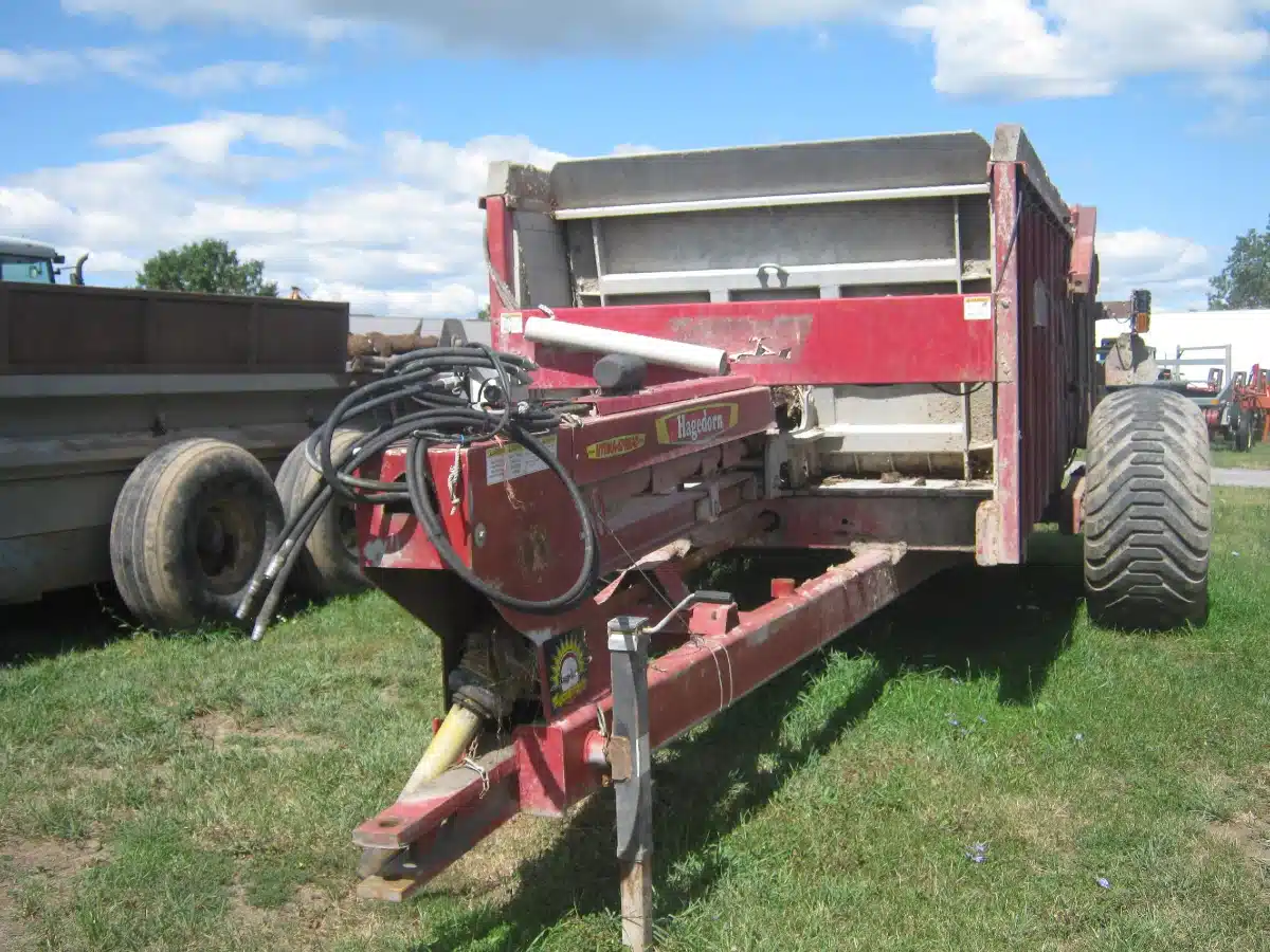 Gallery image 1 for Used 2014 Hagedorn HYDRA-SPREAD SERIES II 2412 Manure Spreader