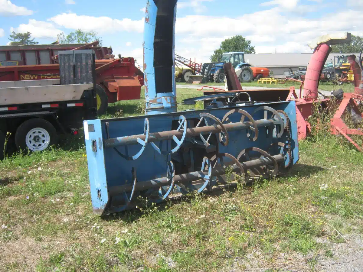 Used 1999 Lucknow D80H Snow Blower