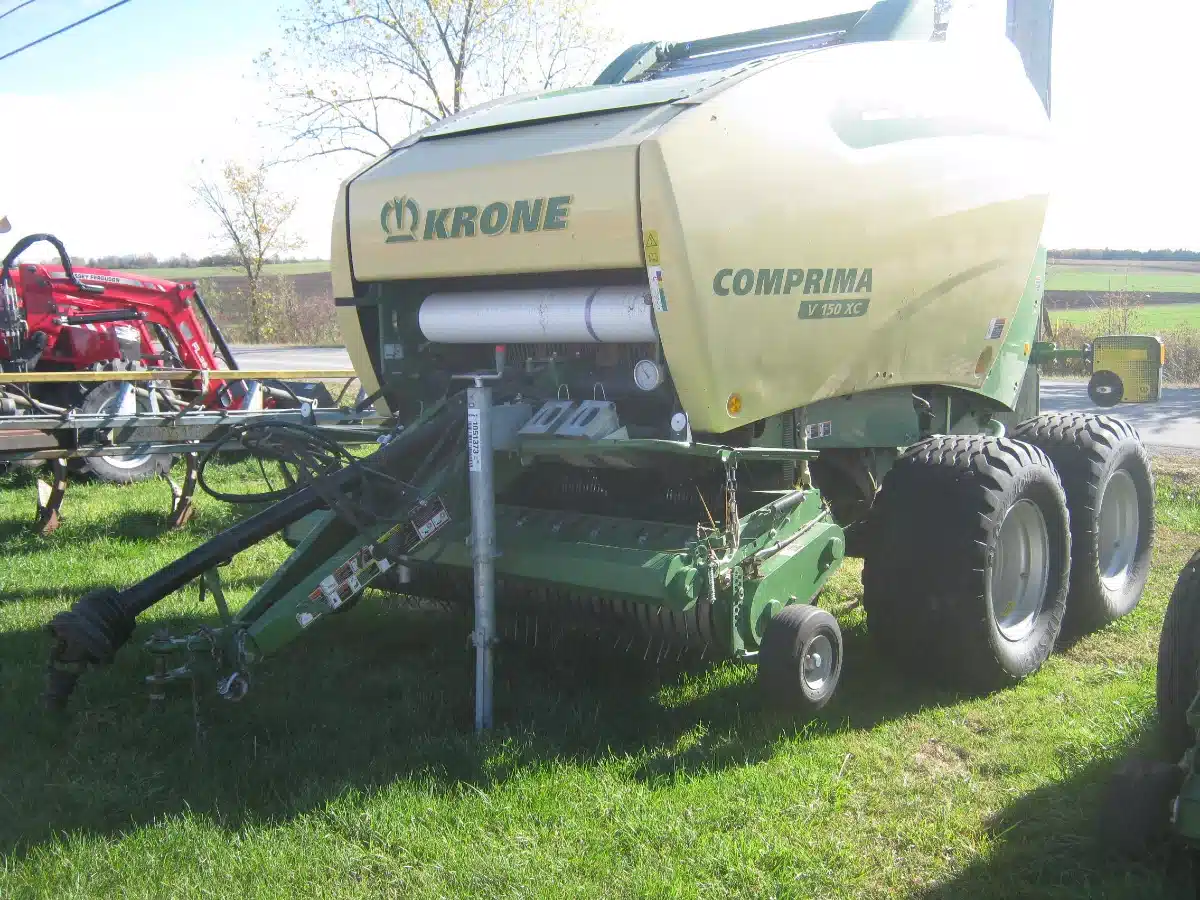 Gallery image 2 for 2021 Krone COMPRIMA V 150 XC Round Baler