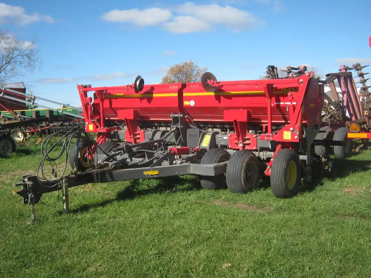 Used Sunflower 9413-15 Drill