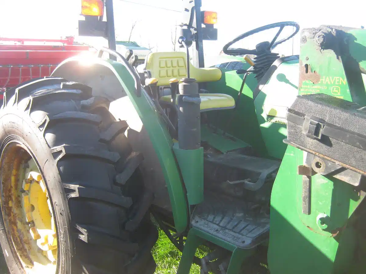 Gallery image 2 for Used John Deere 5420 Tractor