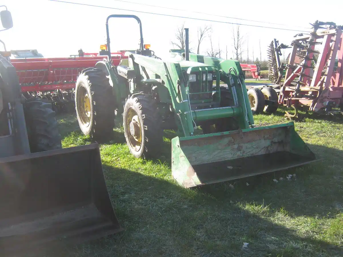 Gallery image 1 for Used John Deere 5420 Tractor