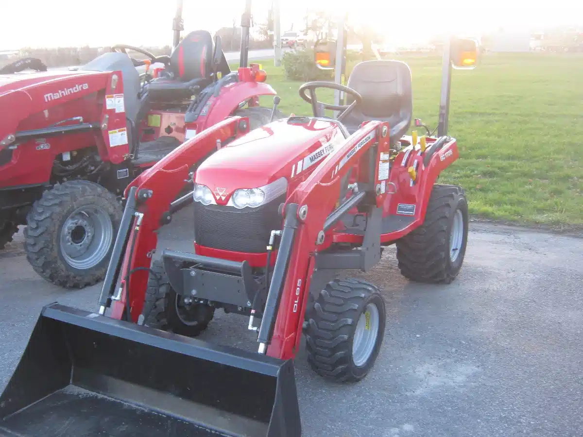 Used Massey Ferguson GC1705L Tractor
