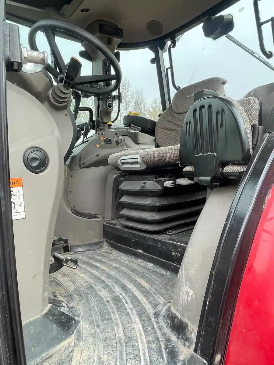Photo de la Galerie 2 pour Usagé 2018 Case IH FARMALL 105.U T4A Tracteur