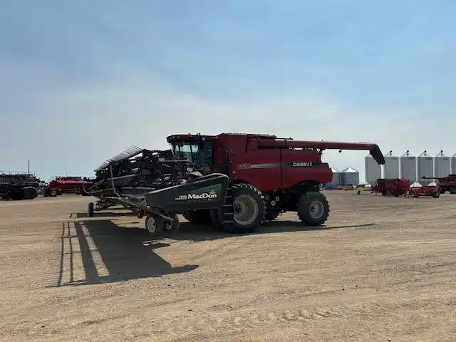 Gallery image 1 for Used 2010 Case IH 8120 Combine