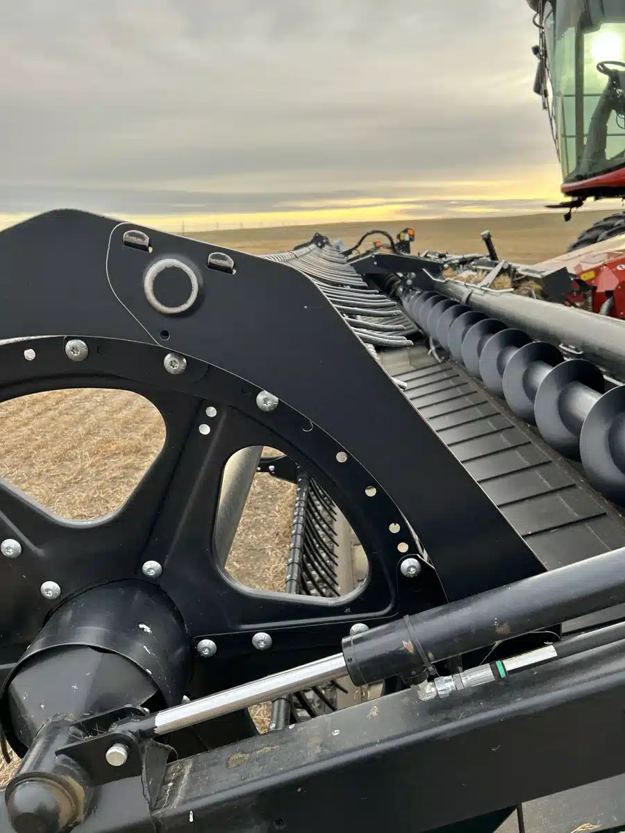 Gallery image 2 for Used 2018 MacDon FD140 Header - Flex Draper