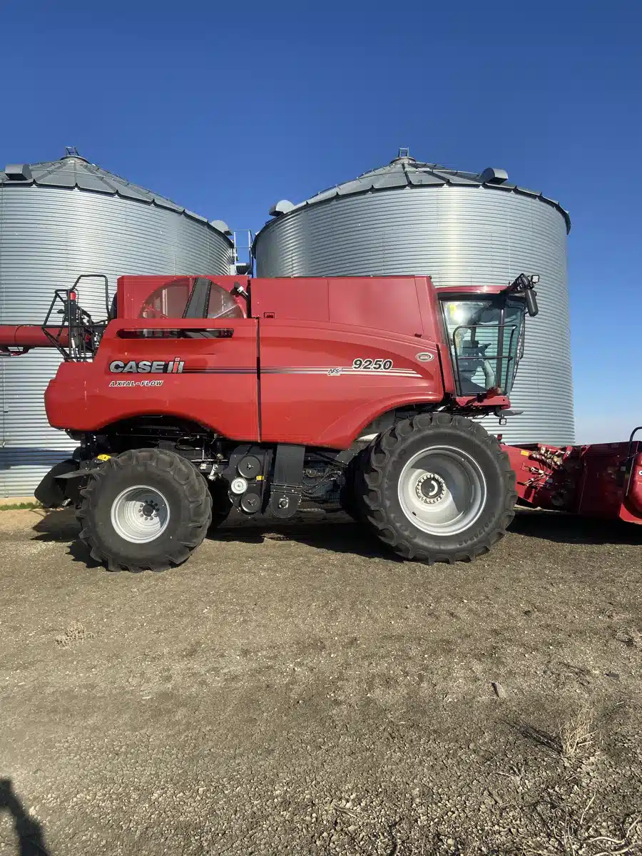 Gallery image 2 for Used 2023 Case IH 9250 Combine
