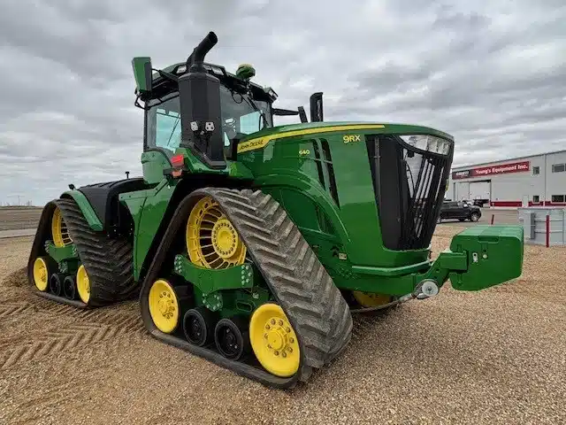 Gallery image 1 for Used 2023 John Deere 9RX 640 Tractor