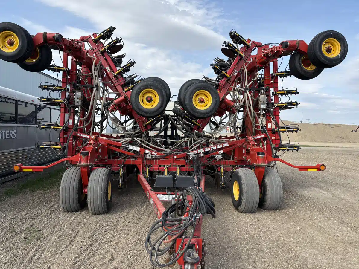 Gallery image 1 for Used 2012 Bourgault 3320-60 Air Drill