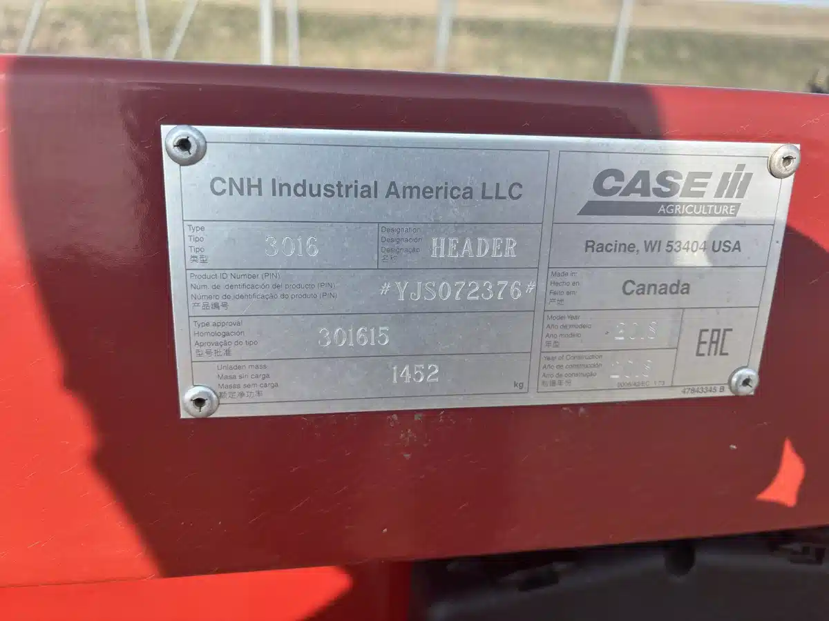 Gallery image 2 for Used 2018 Case IH 3016 Header - Pickup