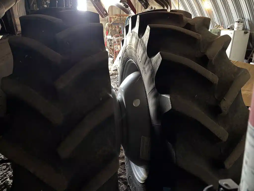 Gallery image 2 for Used 2011 Case IH 7120 Combine