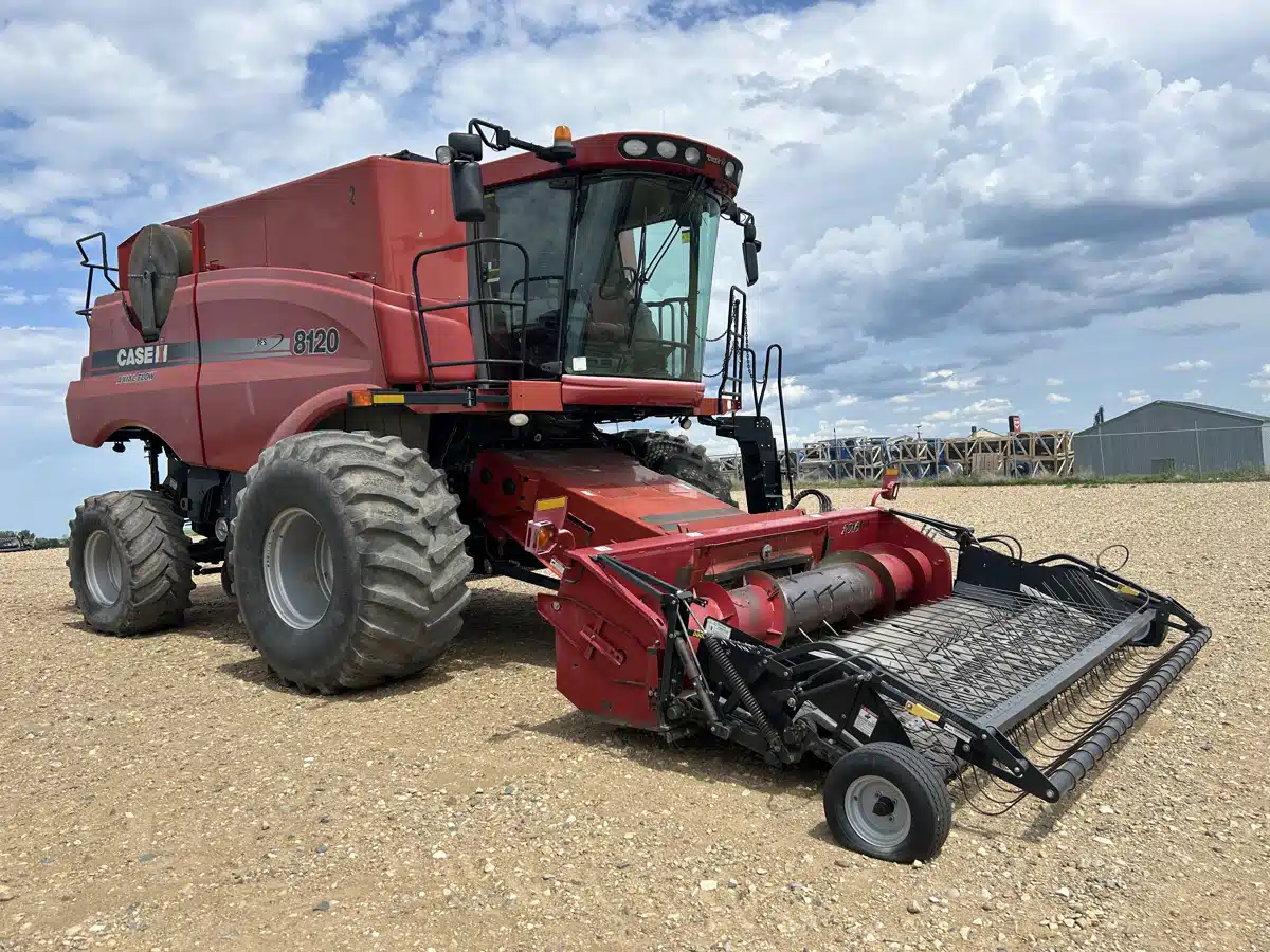 Gallery image 1 for Used 2011 Case IH 8120 Combine