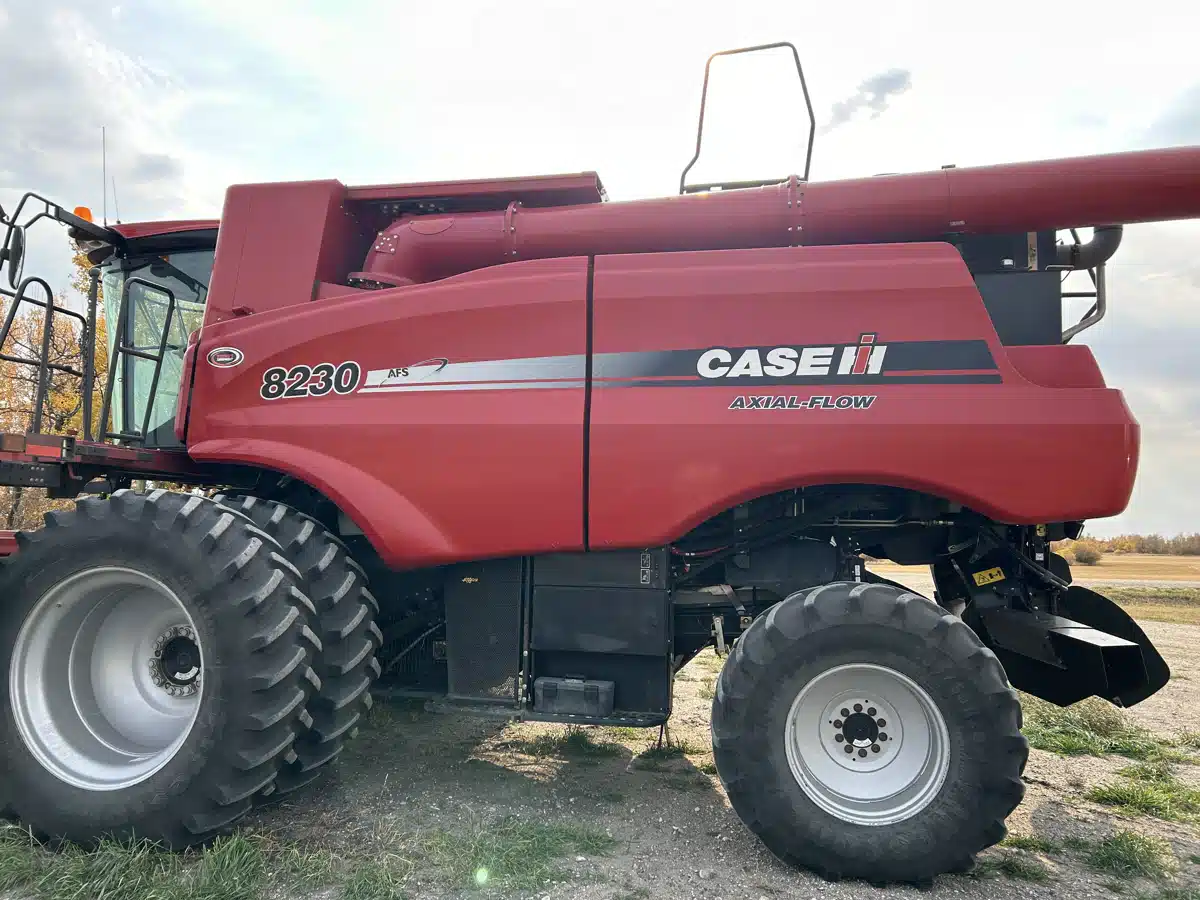 Gallery image 1 for Used 2013 Case IH 8230 Combine